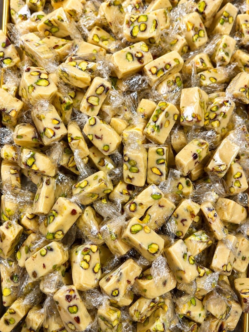 پستہ ٹافی (ہماری خاص سوغات)
